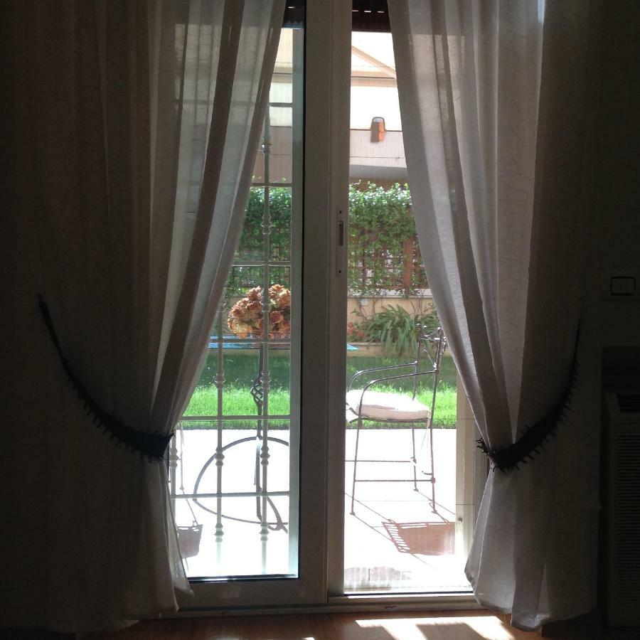 B&B Talenti House Rome Bagian luar foto